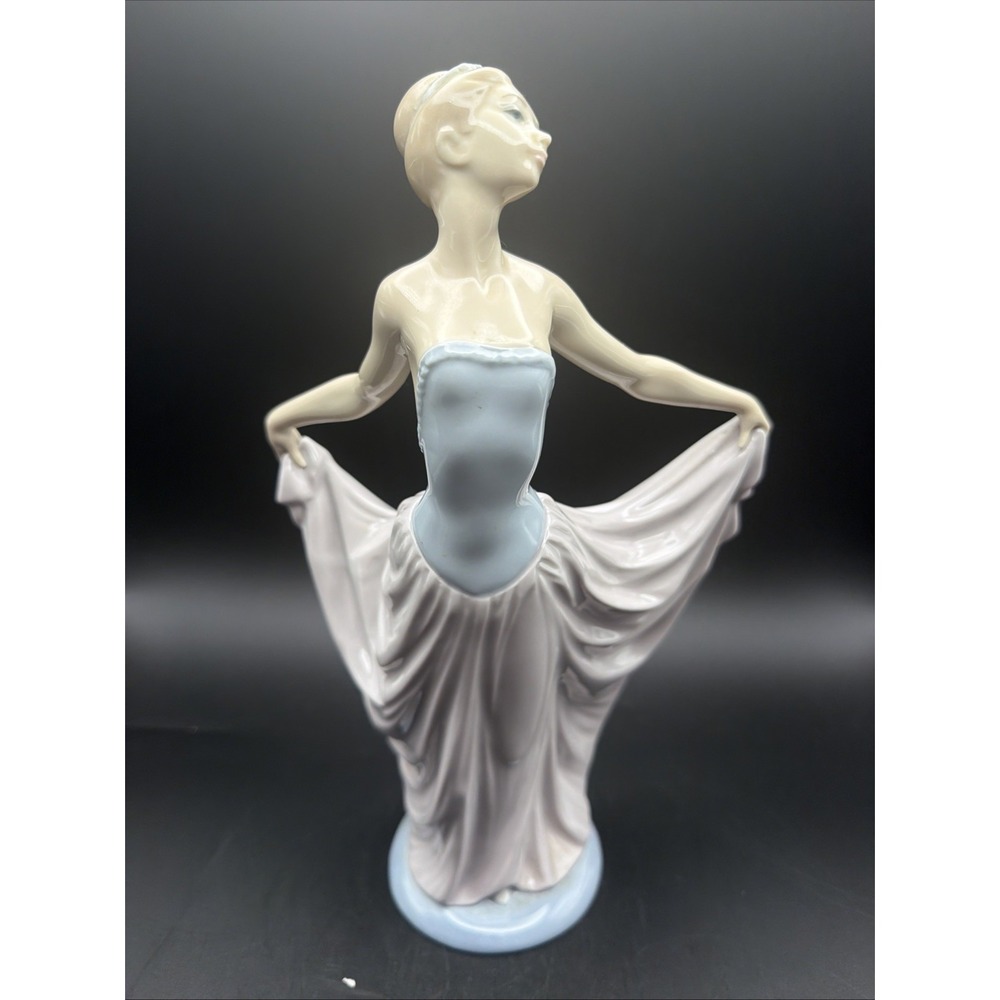 Lladro Dancer #5050 Girl Dancing The Ballerina MINT CONDITION RETIRED With Box